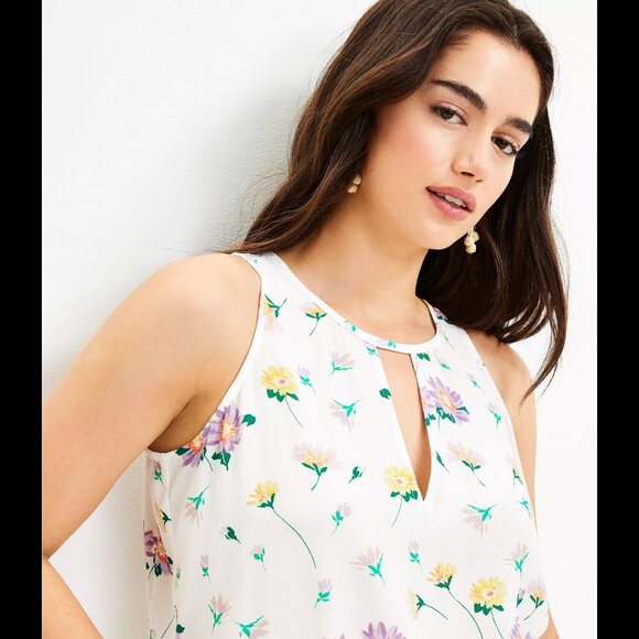 Ann Taylor LOFT Floral Tie Back Shell Top L - Picture 2 of 3